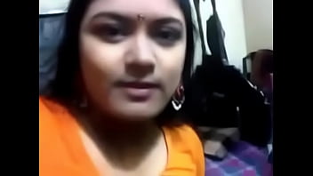 Desi Bhabhi Bengali Menggoda Dengan Adegan Panas Yang Bikin Greget