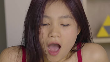 Tak Tahan Lagi, Harus Kubasahi Ranjang