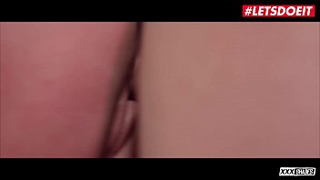 Ayah Tiriku Menggila Dan Menghamili Pacar Rusia Anaknya