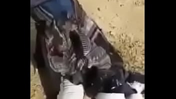 Buang Air Di Atas Kerudung