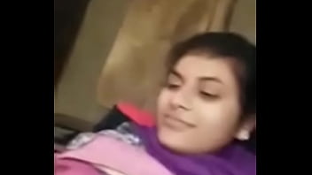 Pasangan Desi Mesum Beraksi Di Dalam Kelas