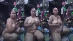 Sedang Mandi Basah-basahan, Kirim Video Panas Buat Pacar