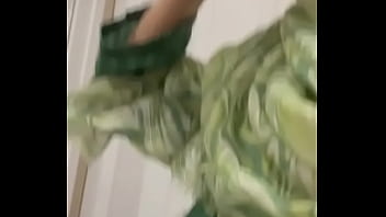 Kecantikan Tersembunyi Di Balik Hijab Yang Menggoda