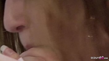 Kakak Tiri Ketahuan Nonton Film Porno, Lalu Digituin Abangnya Sampai Meraung-raung