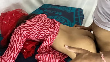 Mengejarnya Hingga Basah Kuyup, Air Cipratan Membanjiri Selangkangan