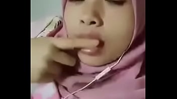 Panggilan Mesum Dengan Cewek Berjilbab