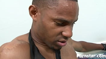 Desi Foxx Si Tante Montok Ngentotin Kontol Hitam Gede