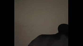 Pelacur Berhijab Memukul Pantat Arabnya Yang Gendut Dan Mengerang Sambil Menggoyangkan Bokong Kotornya Sendirian