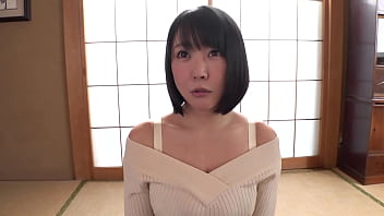 Kemilau Payudara Montok Milf Jepang Yang Menggoda