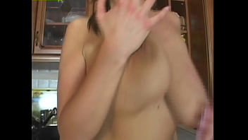 Sadari Betapa Seksinya Para Milf Ini Saat Mereka Bercinta Dengan Para Pemuda!