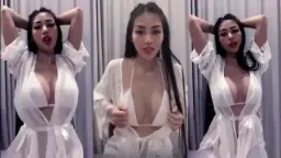 Malam Panas Bersama Miss Lulu, Tubuhnya Yang Basah Dan Menggoda Siap Membuatmu Tak Berdaya