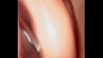 Adik Tiriku Kehilangan Keperawanan Saat Menggoda Memek Merah Muda Basahnya Dengan Dildo Kaca Besar—kini Dia Marah Dan Aku Akan Menghajarnya Untuk Membuatnya Bahagia & Menghentikan Tangisnya—dia Tergila-gila Pada Bbc-usa La