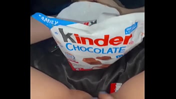 Gairah Terlarang Saudari Tiri Arab Di Los Angeles: Eksperimen Makanan Ekstrem Dan Sensasi Tak Terlupakan