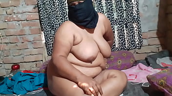 একা পেয়ে স্টেপ আান্টির সাথে মনের মাধুরী মিশিয়ে দিলাম অশ্লীল রসের খেলা