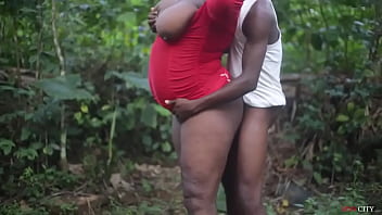 Pemuda Arab Menggunduli Istri Raja Di Alam Terbuka