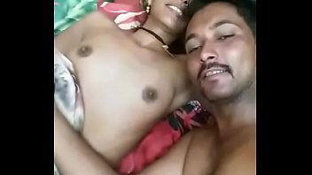 Desi Bhabhi Yang Panas Menggoda, Berahi Dengan Kekasihnya