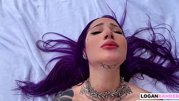 Valerica Steele, Si Kakak Tiri Bergambar Tato, Menggila Dan Muncrat Untuk Logan Sang Adik Tiri