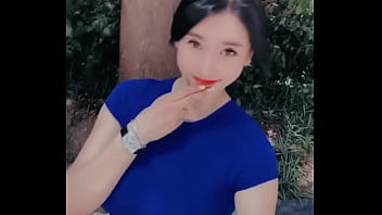 Gadis Asia Montok Dengan Payudara Dan Pantat Yang Menggoda.