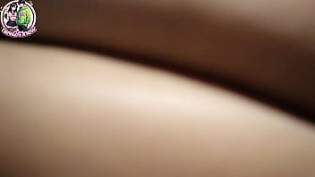 นักเรียนสาวโดนอาบังอมควยแล้วเย็ดสด