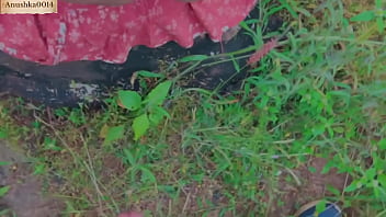 Bokep India: Bhabhi Tua Bergairah, Puki Sempit Dihajar Ganas