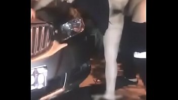 Gadis Tionghoa Panas Menggoda Di Jalanan