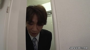 Mai Takizawa, Sekretaris Jepang Yang Panas, Menghisap Kontol Tanpa Sensor