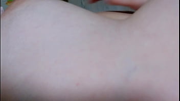 Gadis Amatir China Dengan Payudara Besar Yang Menggoda