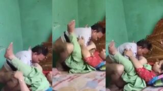 Tante Telugu Bayar Sewa Dengan Melayani Nafsu Bejat Sang Tuan Tanah