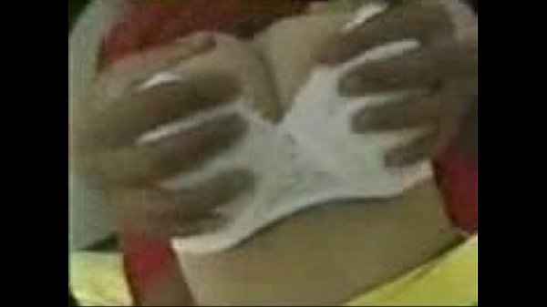 Payudara Montok India Yang Menggoda