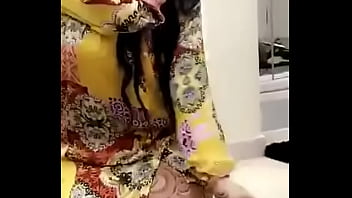 Desi Yang Lebih Liar Dan Menggoda