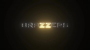 Anal & Pengkhianatan – Liz Jordan / Brazzers / Tonton Lengkap Di Www.zzfull.com/suave