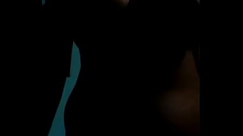 Desi Bhabhi Menggoda Dengan Membuka Baju Di Depan Kamera