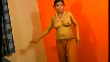Rupali Bhabhi, Istri India Seksi, Menggoda Dengan Tubuh Telanjang