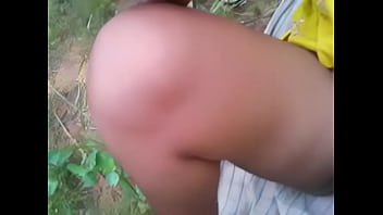 Gadis Liar Di Ladang Dengan Bisikan Panas Dalam Bahasa Hindi