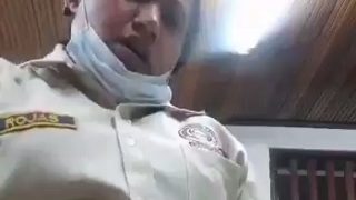 Gadis Tim Pencegahan Corona Menggoda Memeknya