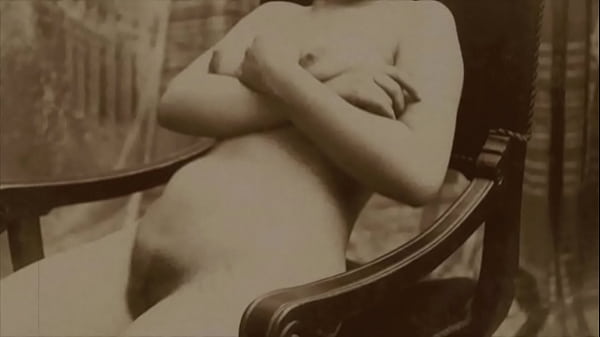 Gairah Tersembunyi: Kisah Mesum Para Ibu Terhormat Di Era Victoria