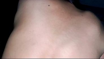 Ibu Temanku Diam-diam Meminjamkanku Untuk Kuasaiku Saat Suaminya Tak Tahu