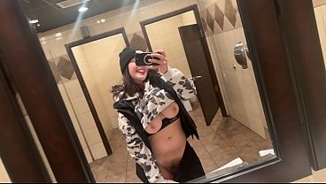 Menggiring Ibu Panas Dari Klub Untuk Mengisi Rahimnya