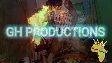 Membagikan Kemesraan Ranjangku Dengan Anak Tiriku Yang Nakal