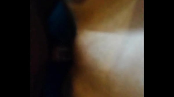 Bokep India: Ibu Rumah Tangga Menggoda Teman Anaknya