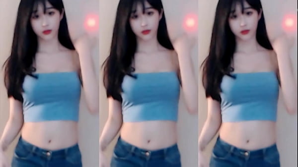 Cô Gái Trung Quốc Uốn éo Trong điệu Nhảy Gợi Cảm