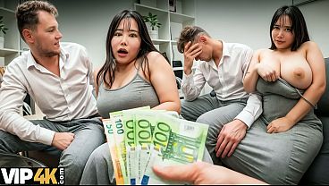 Malam Ini, Hidangan Spesialku Adalah Pribadi Asia Yang Basah Dan Menggoda.