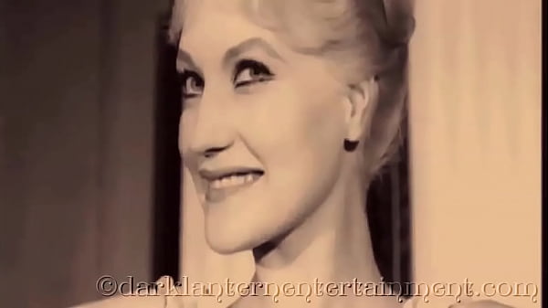 Kartu Ucapan Panas Dari Ibu Tiriku