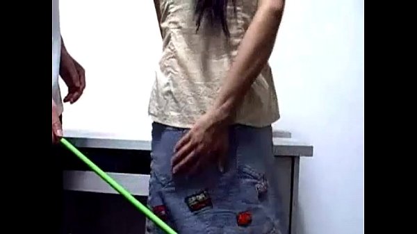 Hukuman Pantat Untuk Gadis Tionghoa