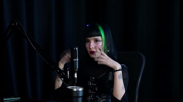 Dihujat Karena Bisnis Bokep, Dipanggil Kepala Sekolah Gara-gara Video Mesum Bocor, Keperawanan Hilang Di Ranjang Ibunya Sendiri – Kisah Panas Carol Rhcp