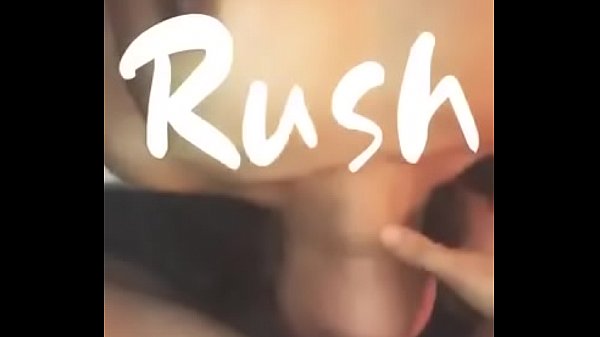 Cewek Tiongkok Seksi Lagi Ngentot Di Memeknya