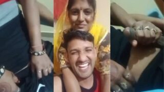 Bhabhi Matang Mengocok Kontol Devar Dalam Film Porno Bergaya Rajasthan