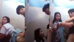 Ngentot Di Toilet Sekolah, Masih Smp Sudah Ganas!
