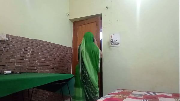 Desi Gadis Liar Melayani Nafsu Dengan Gaya Panas