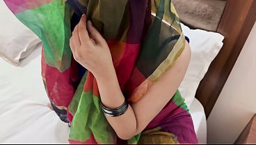 Desi Bhabhi Bergoyang Pantat Besar, Anal Dan Ngesek Keras Bikin Dia Hamil